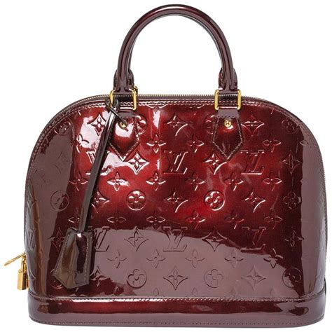 louis vuitton alma vernis amarante mm